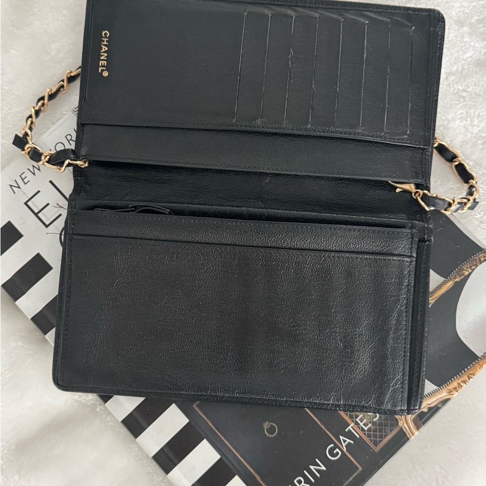 Chanel Black Leather Crossbody Bag - Picture 3 of 10
